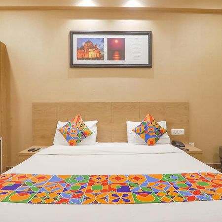 Fabhotel Raghubar Kripa Lucknow Exterior foto
